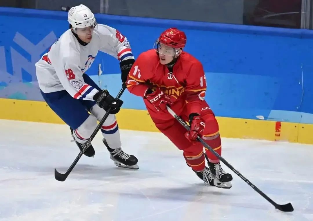 关于冰球总决赛即将打响,冠军归属成谜的信息 关于冰球总决赛即将打响,冠军归属成谜的信息