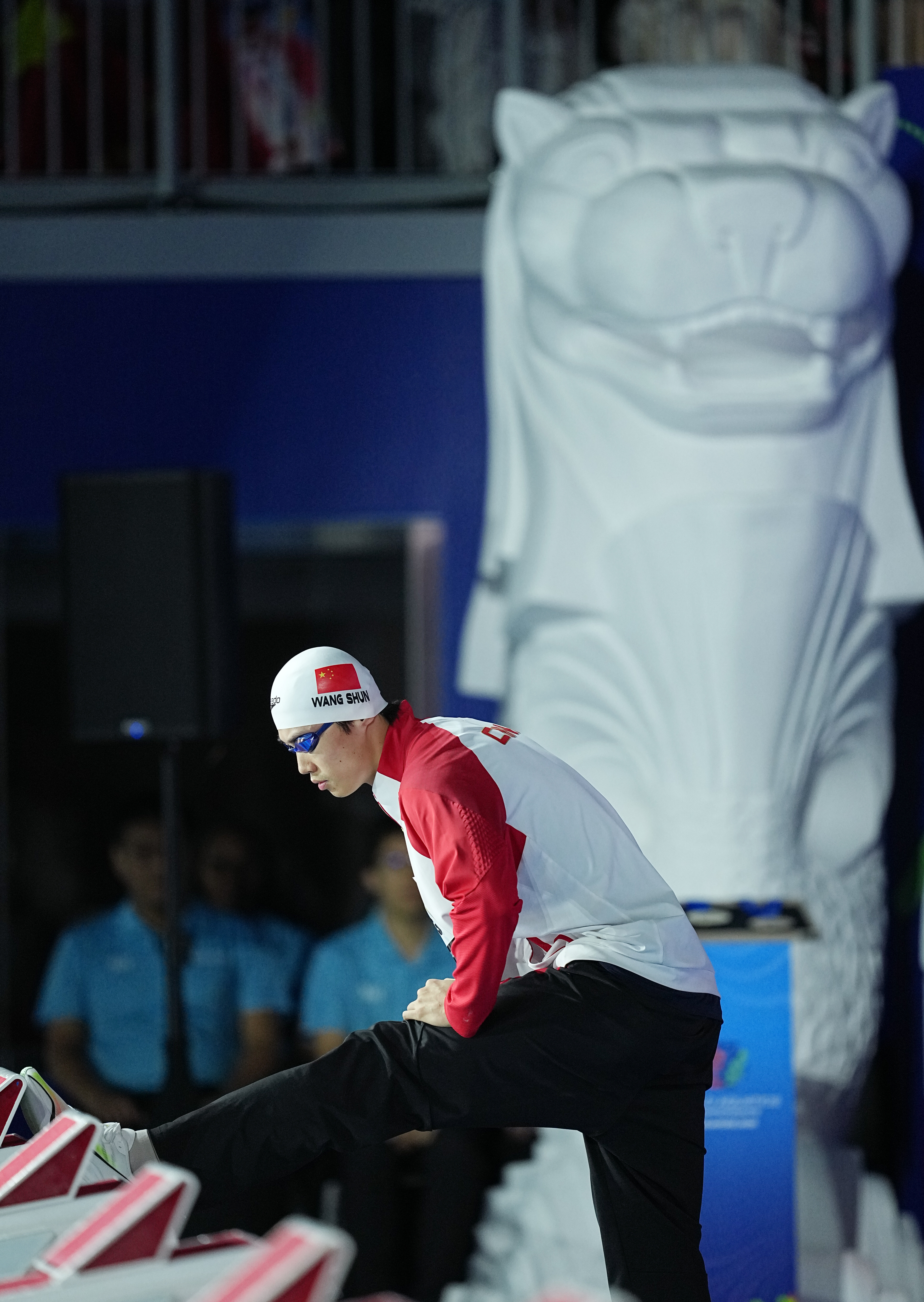 包含游泳决赛震撼开打,巅峰对决引爆全场的词条 包含游泳决赛震撼开打,巅峰对决引爆全场的词条