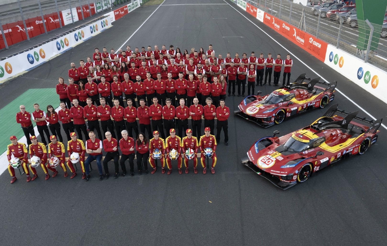 法拉利险胜索伯车队,勒克莱尔点燃赛场 法拉利险胜索伯车队,勒克莱尔点燃赛场